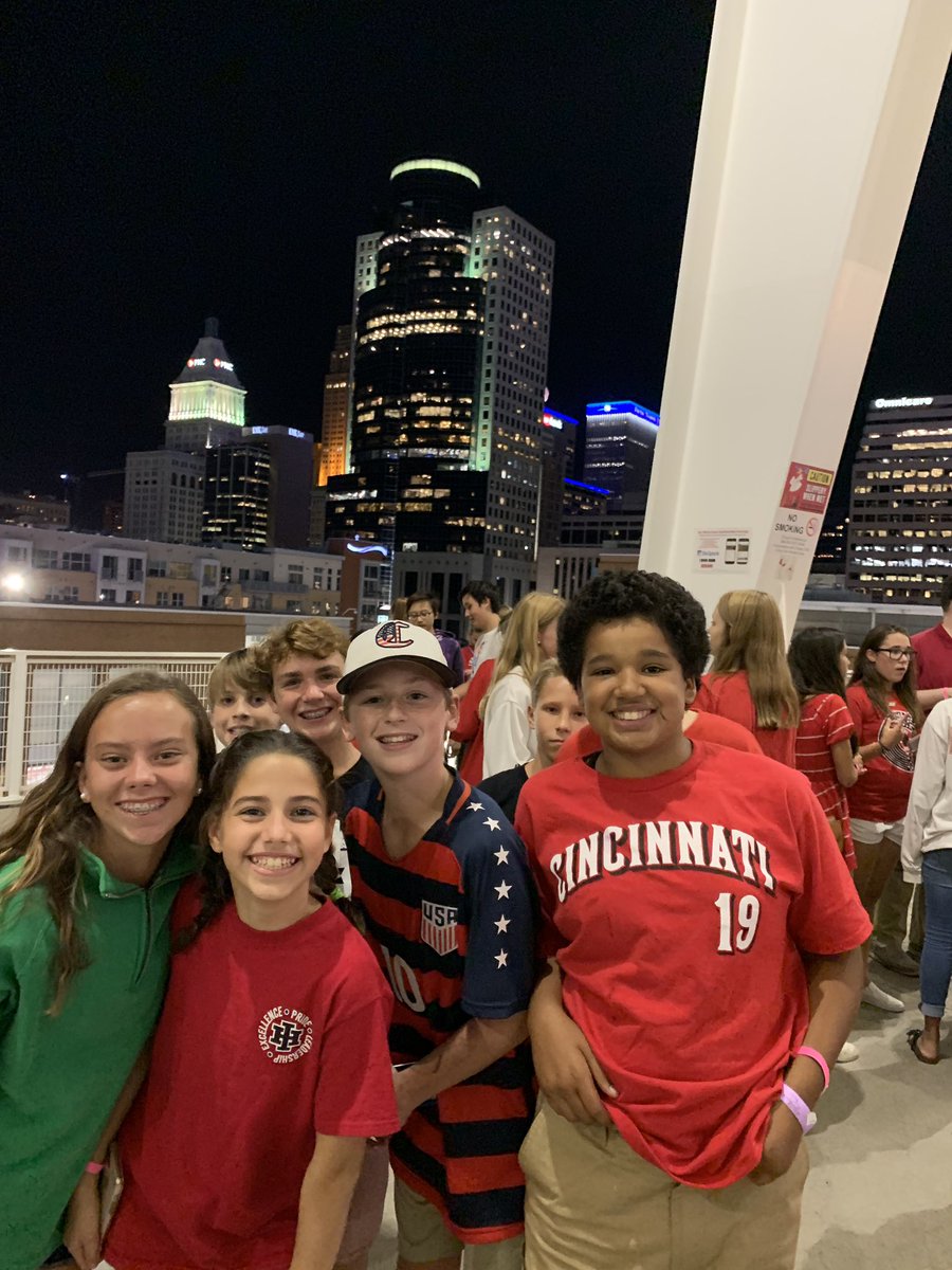 ncarp13's tweet photo. IH in the city!  Thanks @reds for a great opportunity for our students.  @ihsuperbrave @IHSchools @IHMiddle @IHHSChoirs #IHPromise @CashHayden @brownmath207 @HeatherKoester2 @GemmelSandy https://t.co/YqYrfPDNDS