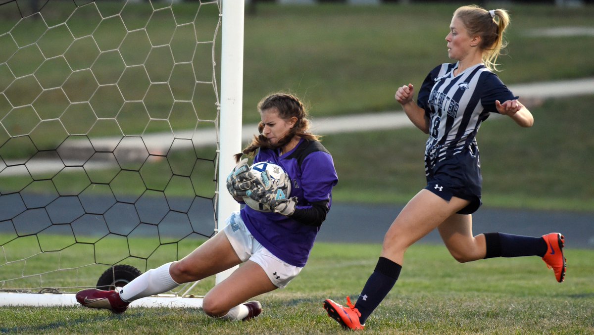 carrollvarsity's tweet photo. It's usually close when @CCPS_WHS_OWLS and @CCPS_MVHS meet up in girls soccer, and Tuesday's CCAL tilt was no exception. Determining a winner was the trick. STORY/PHOTOS: https://t.co/Lkb30DQvn9 #CVSoccer https://t.co/ld5kjdZHRJ