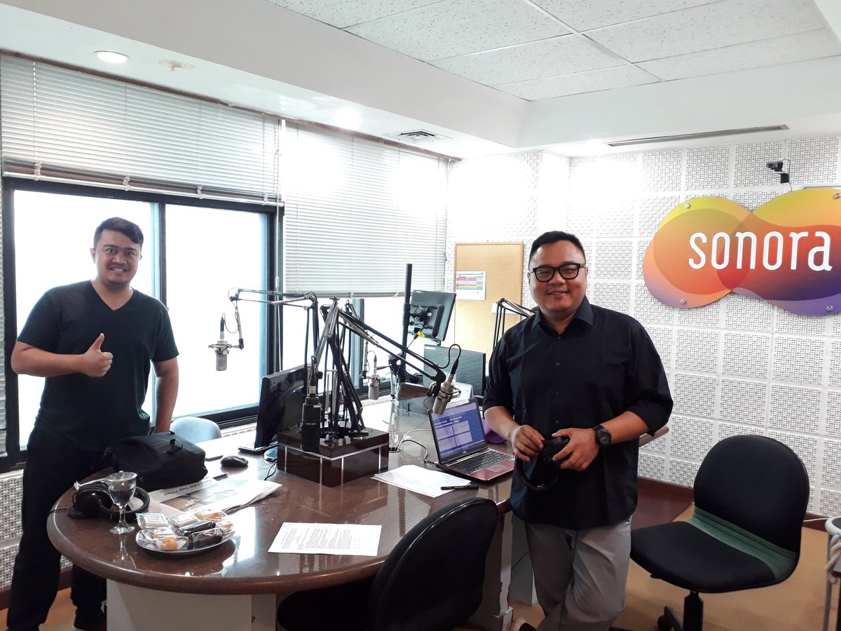 Radio Sonora Jakarta On Twitter Now Simak Talkshowsonora Ttg Cara Mudah Memiliki Ternak Uang Di Era Digital Dlm Bidang Trading Forex Melalui Software Robot Autopilot Lifestyle 2 0 Brsm Bp Gde Brawiswara Putra Entrepreneur