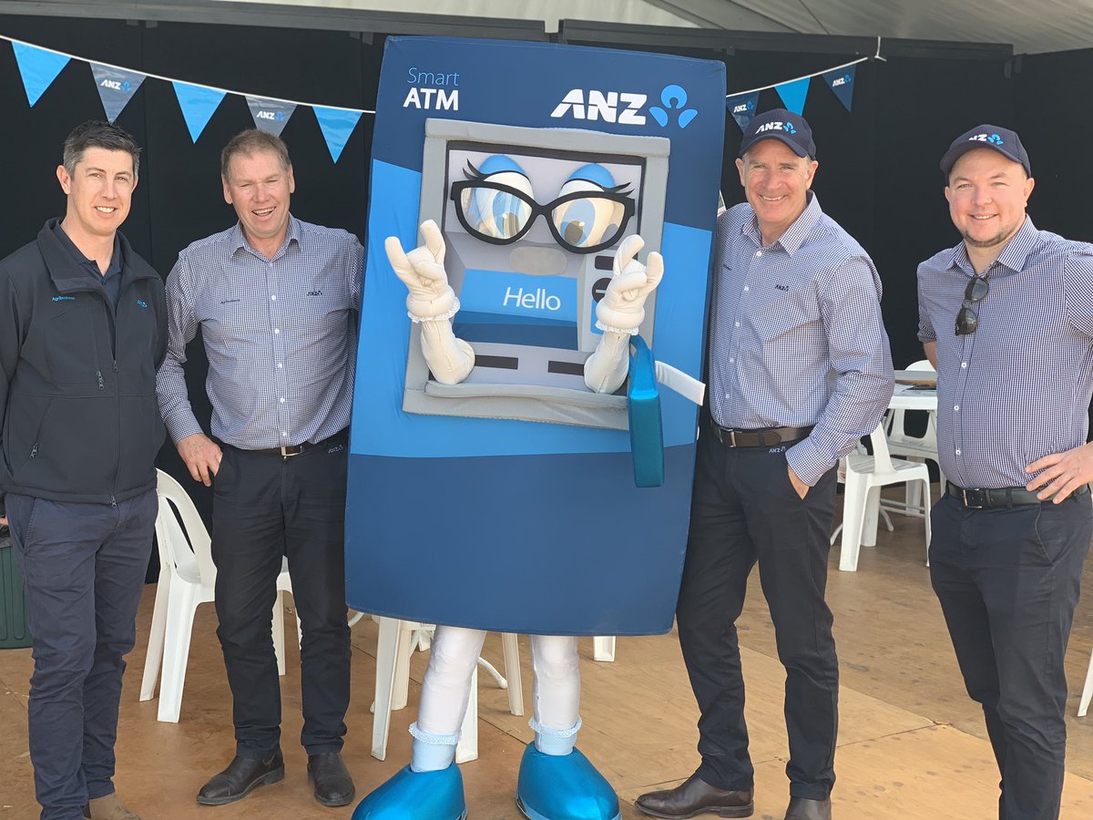 #ANZ Paskeville Field Days 520 Bute Road, Suzie the ATM has arrived, come and say hello <a href="/peternoel266/">Peter Noel</a> <a href="/RundleTom/">TPR</a>