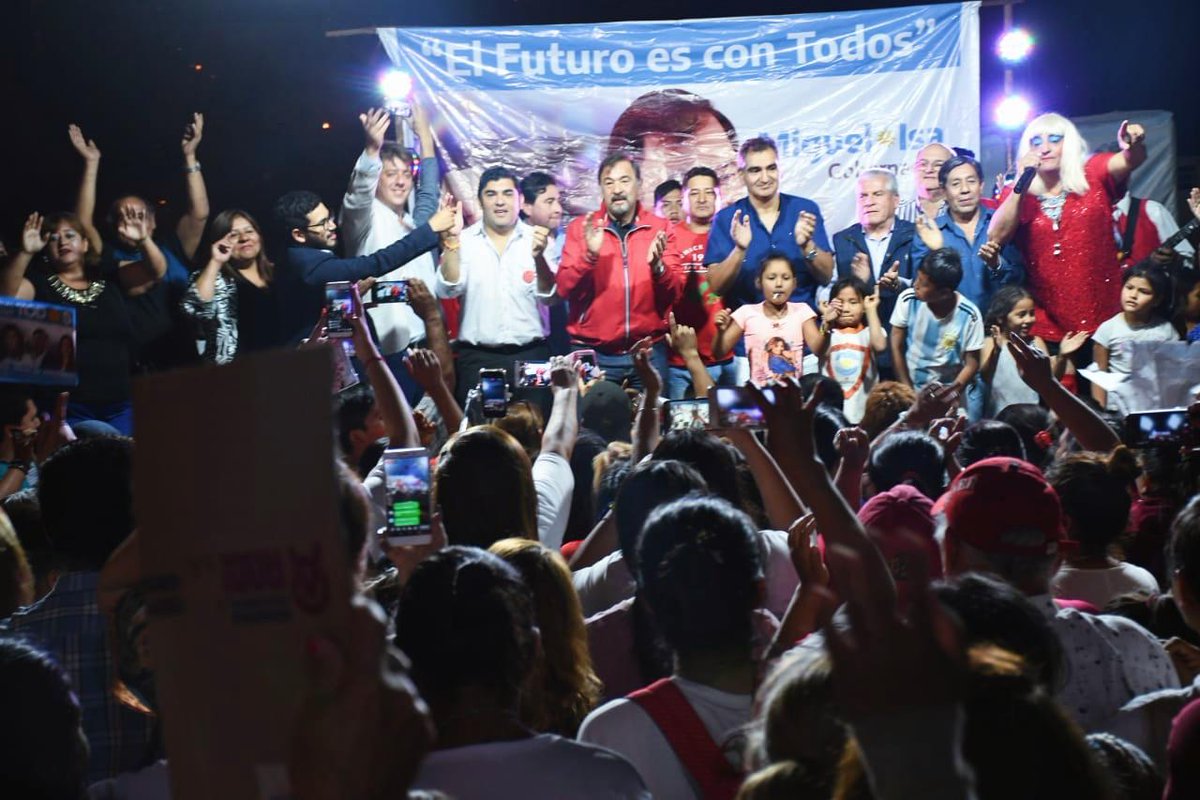 miguelisaok's tweet photo. ✌🏻¡GRACIAS, TARTAGAL!🤗

¡Gracias, querido Pueblo de Tartagal!
Su calidez, su entusiasmo, me llenan de energía y me hacen sentir que triunfaremos.
¡Gracias por estar aquí por amor a esta tierra hermosa, con la convicción de que vamos a transformar #Salta!
#22000empleos https://t.co/sOlMPDxMY6