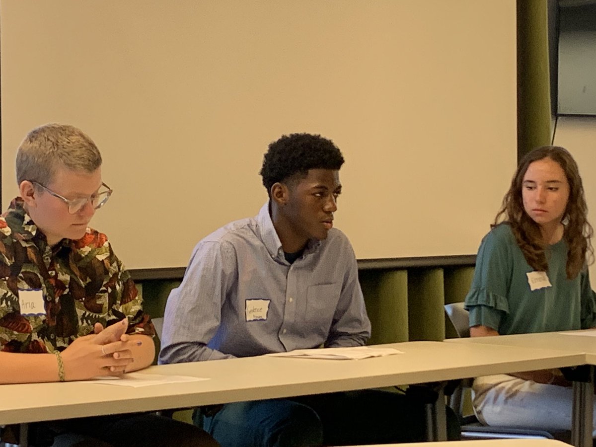 Lynnear3's tweet image. So proud of these amazing Principians.  Their voices were clear and inspiring tonight at the Youth Climate Panel at T-Rex.  #prinprogress @PrincipiaSchool