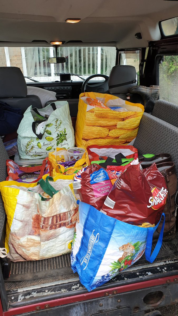RanbyCE's tweet photo. Hathersage supplies are ready to go! #smallarmy #hathersage2019 #veryexciting #wellies https://t.co/dKYnKsodji