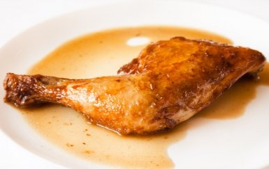 Frihogar's tweet photo. La carne de #pollo🍗 es una de las más #saludables y existen miles de maneras de cocinarla. Buena fuente de #proteínas, sin grasa y muy fácil de digerir. 
🌐 https://t.co/uNu6o6EYSM
#food #repartoadomicilio #pamplona #navarra #congelados https://t.co/vKCLq1Gwak