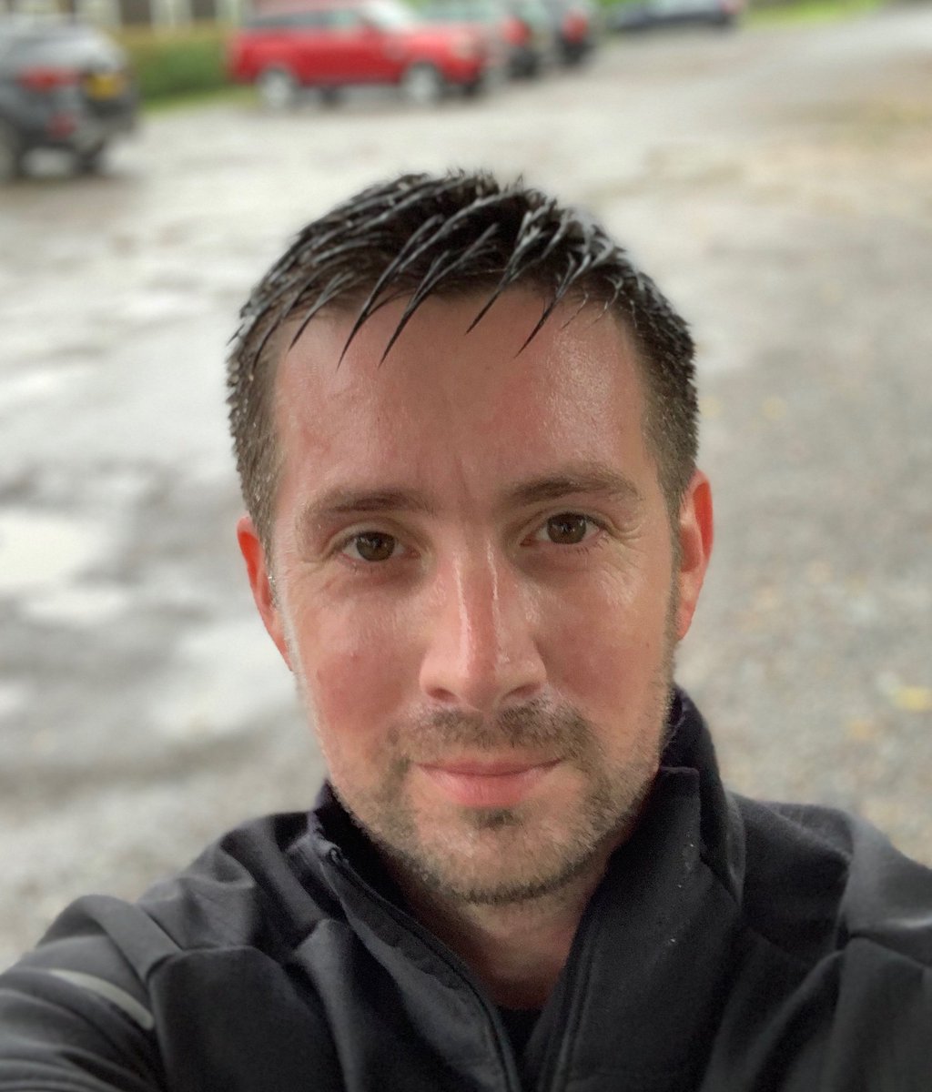 simonkidd2's tweet photo. https://t.co/DnVVkcP8QC I will keep training with the thought that we can make a difference! @ManchesterHalf @PAPYRUS_tweets   #NationalFitnessDay #justgiving #mcrhalf #DonateNow #RETWEEET https://t.co/TbbmVGvwdr