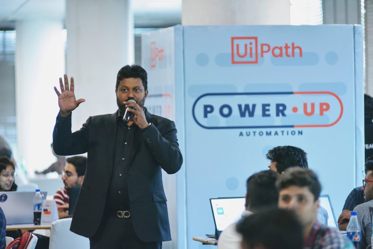 iamraghu0101's tweet image. The @UiPath team conducted a #PowerUpAutomation Hackathon  at the @AICRAIndia #Technoxian event in Delhi. Keen interest in #RPA shown by hundreds of engineering students at our booth and workshop.