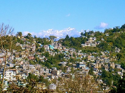 georgetgeorge's tweet photo. https://t.co/Zk3Sf105cB Kalimpong Hill Station Known for Buddhist Scriptures. #Kalimpong #HillStation #Buddhist ##BuddhistScriptures #Scriptures https://t.co/bSnsuoyX3P