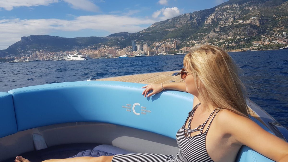 Cockwells's tweet photo. Office views this week @mys_monaco ...Let the fun begin!
#AirSport70 #customtender #sportstender #tubes #rigidinflatableboat #MYS2019 #superyachtlife #monaco https://t.co/T3irRdamM0