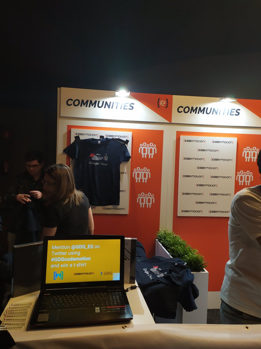 Antonio4diaz's tweet photo. @GDG_ES #GDGcodemotion https://t.co/UiANjqUWul