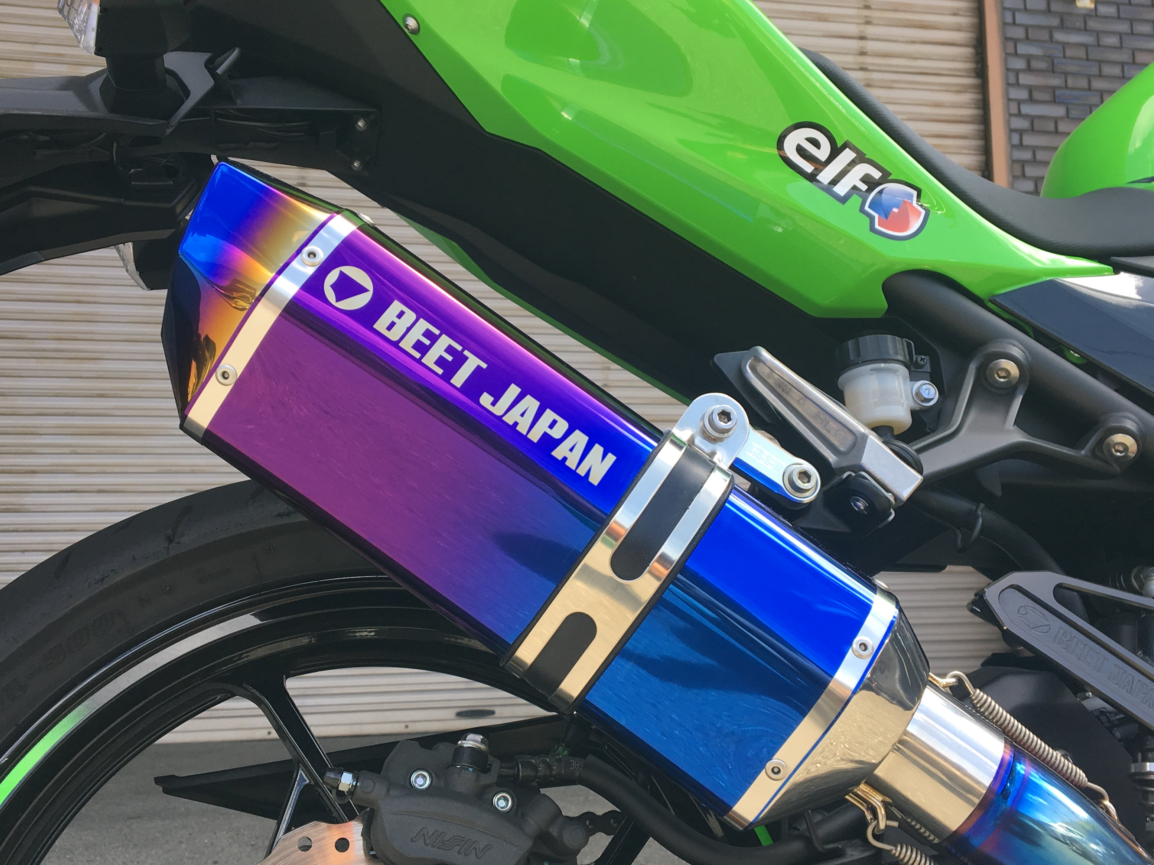 BEET×NAPS コラボ マフラー Ninja250.400 2018年式以降 - メルカリ