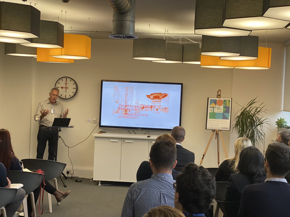 Bbk_Bianca's tweet image. Looking forward to hear Roger Burton from nvirohaus speaking about having a Greener Manchester from an architect’s perspective! It’s all about collaboration in the industry @Cundall_Global @WorldGBC #WGBW2019 #NetZeroCarbon #GreenerManchester