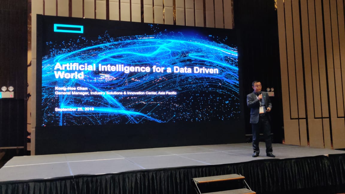 HPE_APAC's tweet image. In this data-driven world, #AI gives you the insights you need to stay ahead. Chan Kong Hoe, GM Solution Sales APAC, HPE APAC, begins his session on this at #HPEDTIS19 

@TonyPhukan