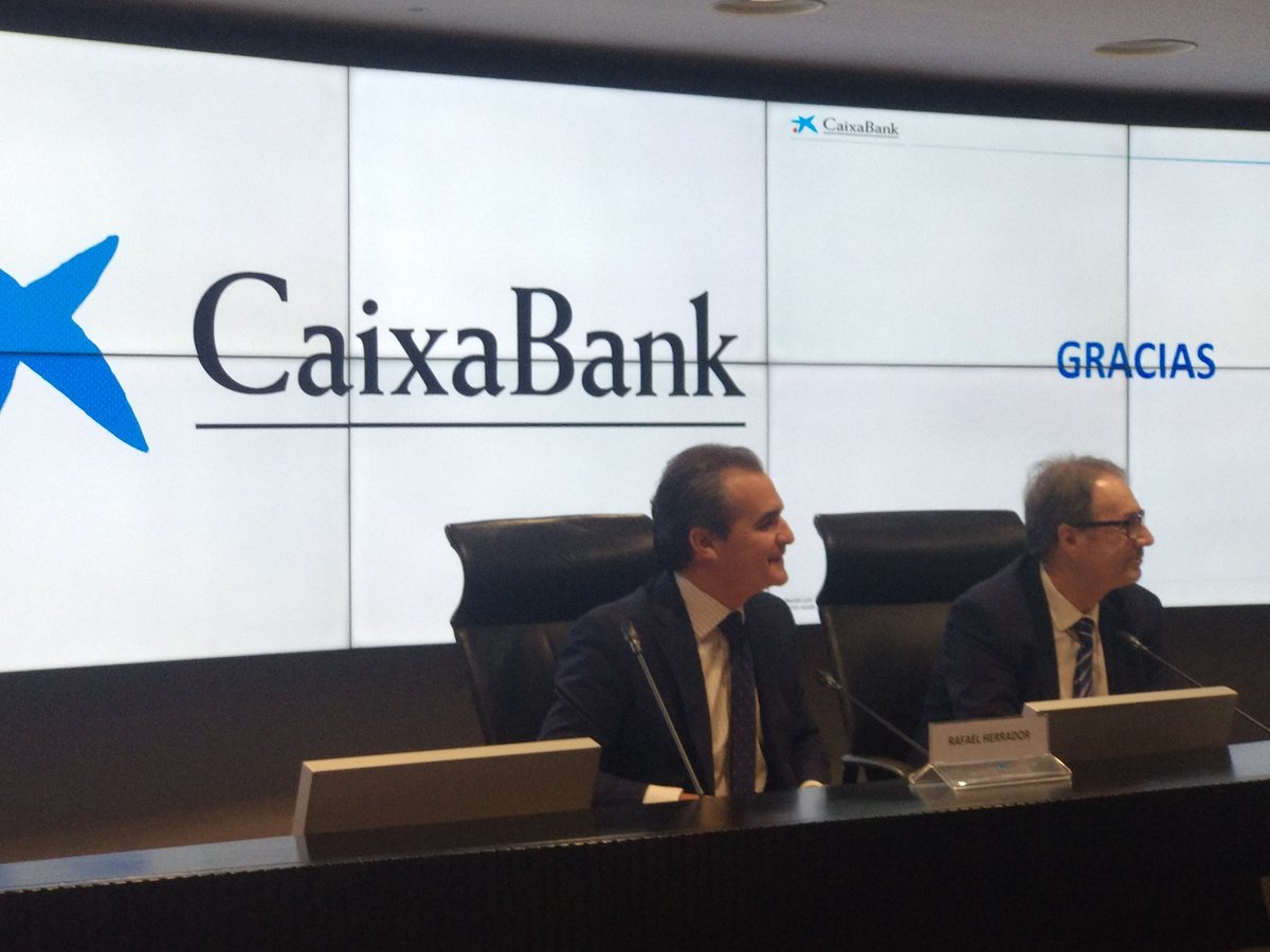 Secot_'s tweet photo. Ahora firma con nuestras fieles colaboradoras @FCapacis en @FundlaCaixa #creandoactivos juntos por el empleo inclusivo y gracias por contar con el talento #Senior https://t.co/eMouNrJ6Tc