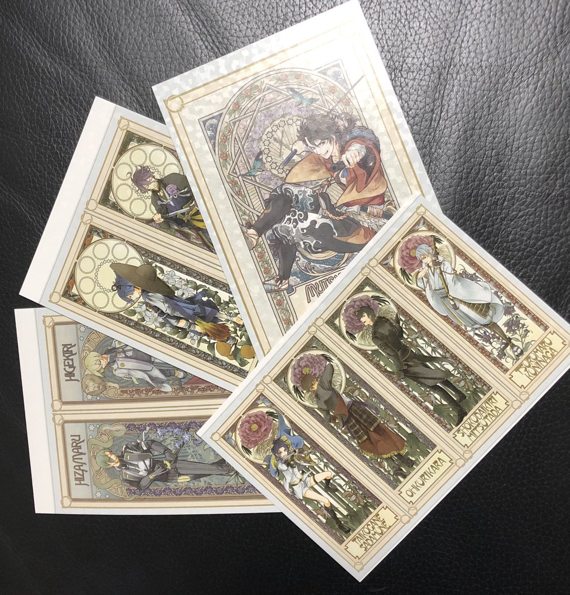 牡蠣 No Twitter セット頒布用のポストカードが届きました O ノベルティ用は加工なしサテン金藤のなめらか紙質ですが こちらはエンボスアラレ加工を入れております 油絵のようなテクスチャとキラキラ感 W T Co 9mwwuqphur
