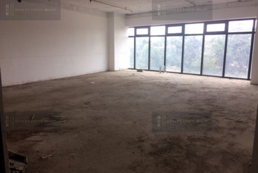 henleyrealty's tweet photo. 2300 sq ft office space to let in #Westlands

Features include ease of access to public transport and Waiyaki way, lifts, ample parking, beautiful views, will have access to the club house with a swimming pool and a gym etc.

More details: https://t.co/MNciG70xF6 https://t.co/x8Gm3yJY2t