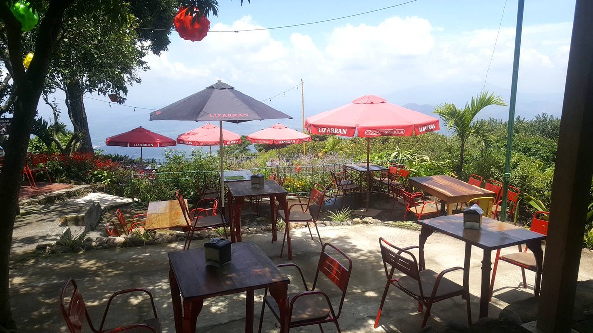 La expansión internacional de Lizarran, nuestra marca más reconocida, sigue viento en popa con la apertura de su tercer establecimiento en El Salvador.

comessgroup.com/lizarran-ampli…