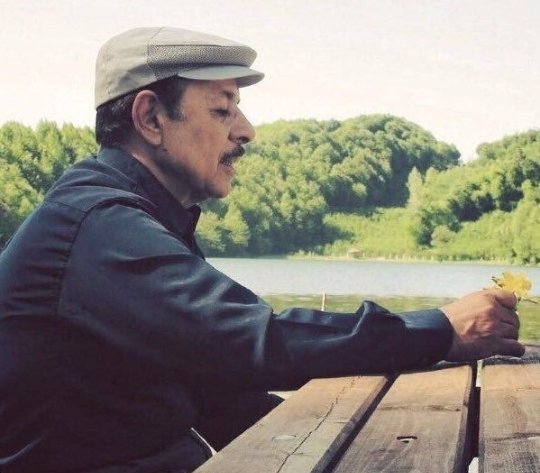 Gönülden gönüle gider
Yol gizli gizli....
#NeşetErtaş

Bir gün herkes USTA gibi yorulup gidecek....