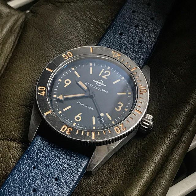 Moonphase_fr's tweet photo. No scarce, no life. Bulletproof for everyday.
-
@horloscaphe.watches #horloscaphe #vintagediver #moonphasemagazine #redbarparis https://t.co/A9h0bQXzic https://t.co/IohCLuQZvB