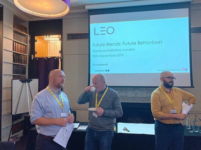 Timothy_Hughes's tweet photo. Warming up to @leolearning #futureblends #leolearning #dlaintour #socialselling #digitalselling https://t.co/n7d01Fkblf https://t.co/lwQavfzB6k