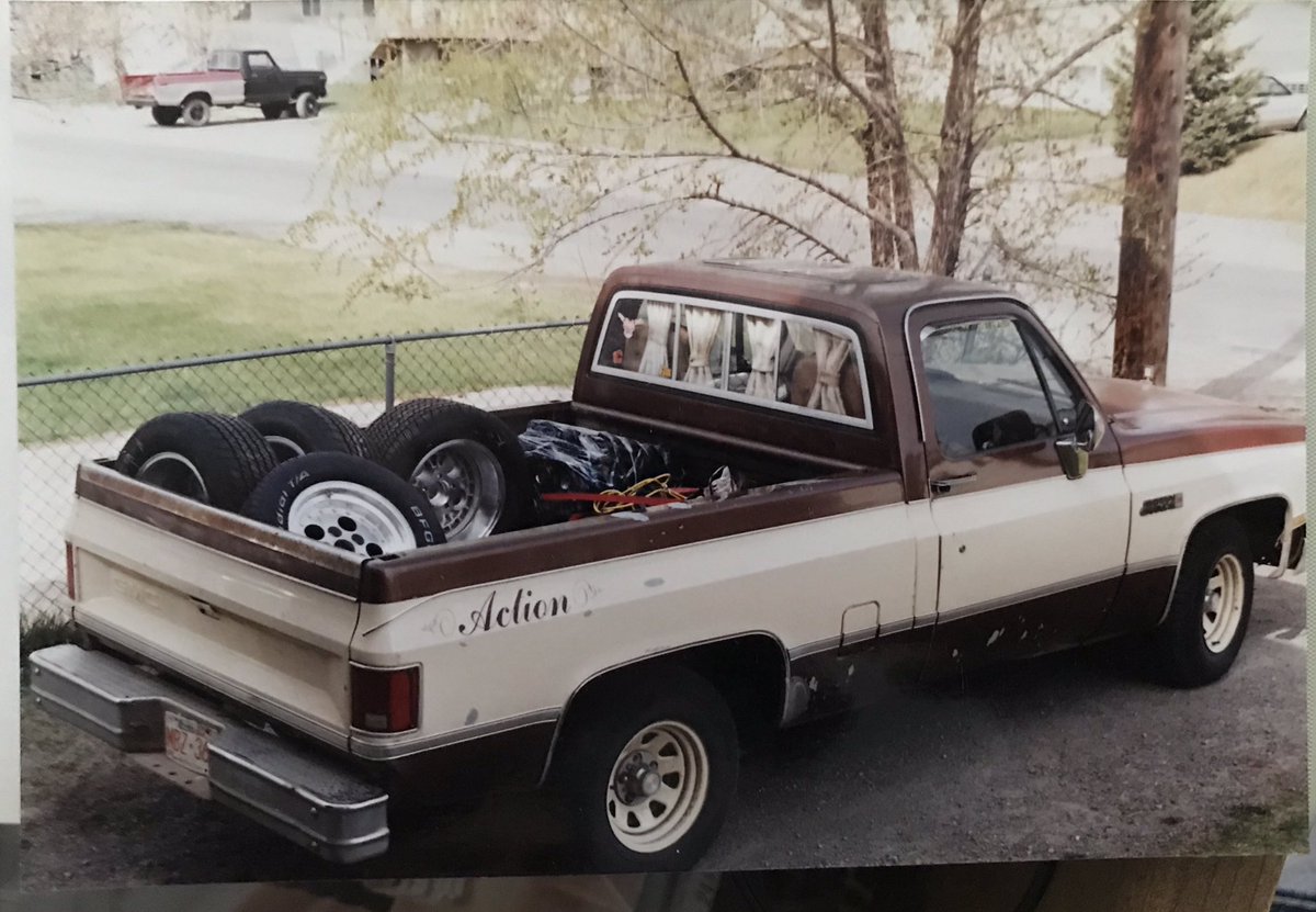 ratrodbenny's tweet image. Can’t believe I used to run around this sweet truck!...lol #squarebody #shortbox #action