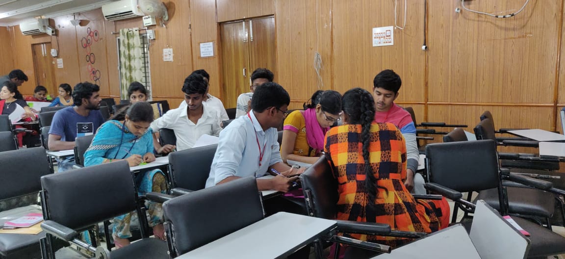 entreesphere's tweet photo. At JNTU Ananthapur. The national level workshop for startups.
Dated: 20,21,22 August 2019
. . . 
#entrepreneurship #entrepreneur #idea #pitching #startup #entreesphere  #innovation #PROCIVARS #procivarsecamp #Businessmodelcanvas #incubationprogram #ideapitch #startupap https://t.co/HkN3R96sEq
