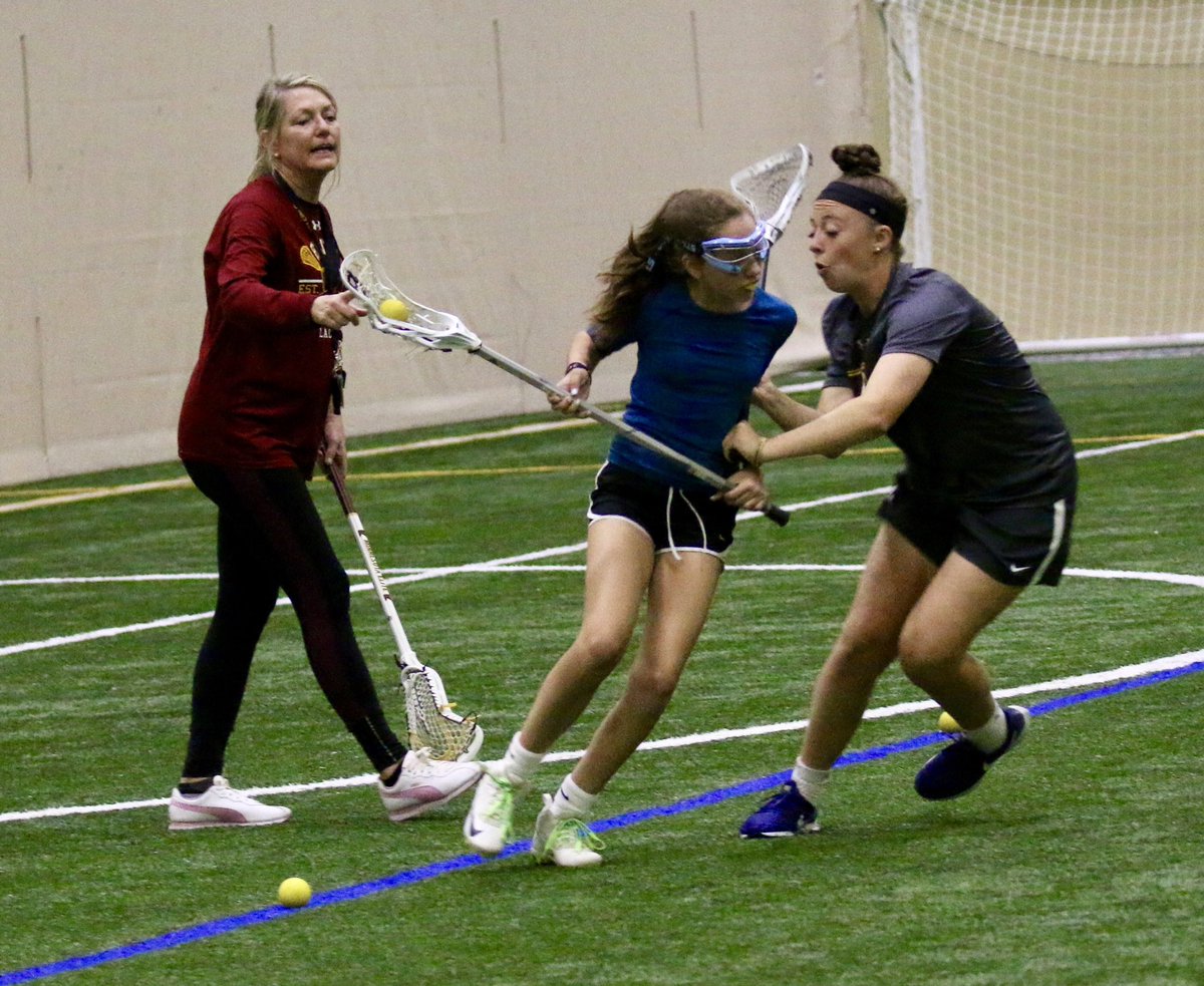 WoodburyUtdLax's tweet photo. Thank you @MNEliteLaxGirls for coaching the first of 8 clinics! 59 girls registered and the first session was fantastic! #GrowTheGame #WuLax https://t.co/s9qGndB6nT