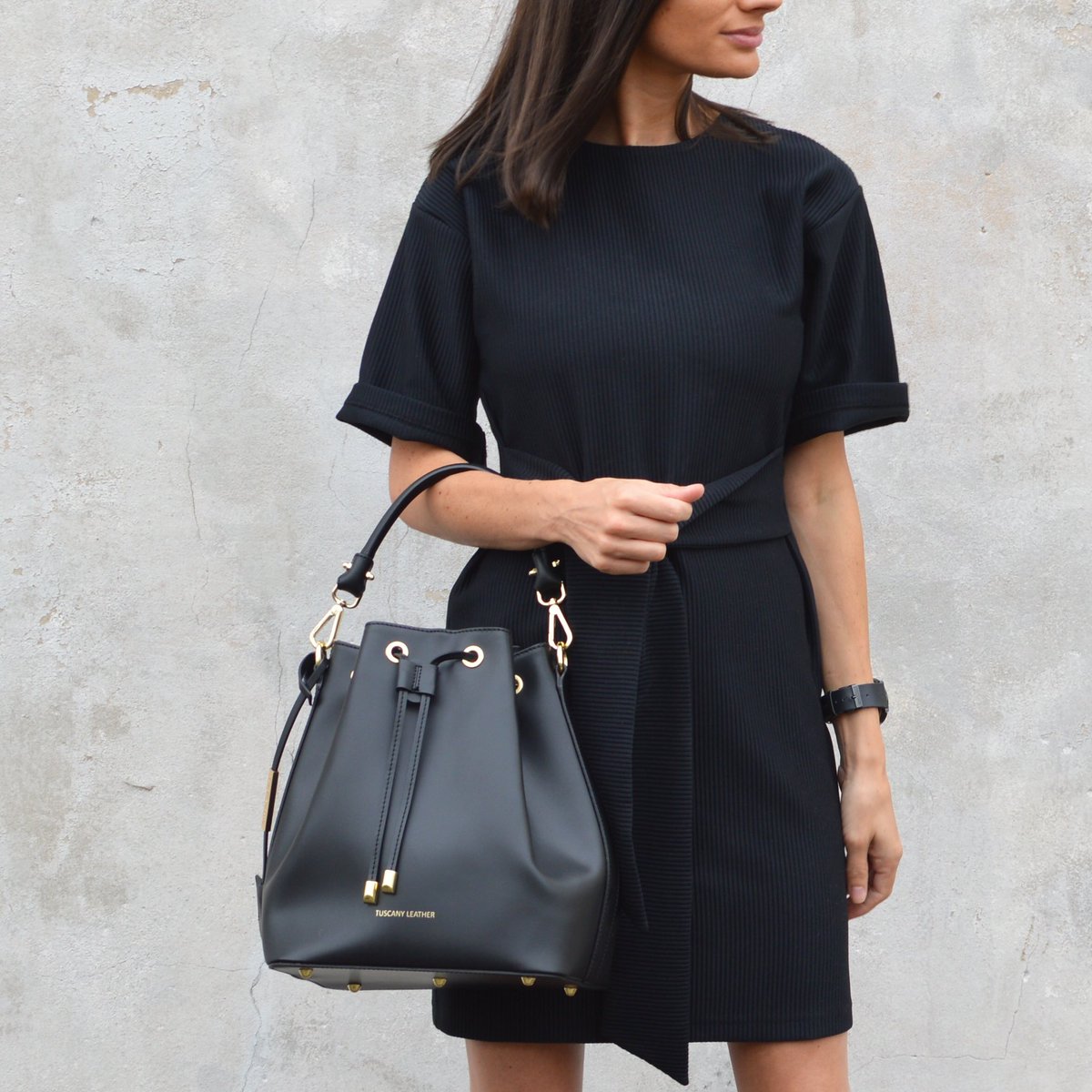 _PrinceMercer's tweet photo. We love this chic, business look for a casual coffee appointment. #AvalinaLeather #ContentCreator #SocialMediaManagement #marketing #strategy #PrinceandMercer https://t.co/8CdbKhaReZ