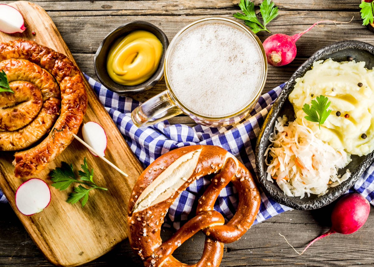 BlueRoadTouring's tweet photo. Oktoberfest. An event that  fills your nose with pretzels, your belly with lager, and your heart with joy. 

Enjoy 10% off selected departures for a limited time only!https://t.co/3onX164izn

#Oktoberfest #SmallGroupTouring #BlueRoadsTouring #Europe2020 https://t.co/4vkz0DFj1q
