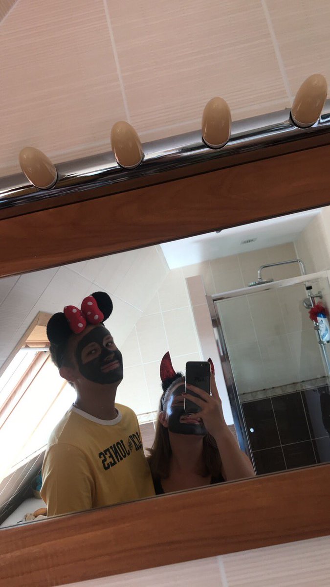 devred_clara's tweet image. 365 jours avec le plus beau, je t’aime❤️❤️❤️