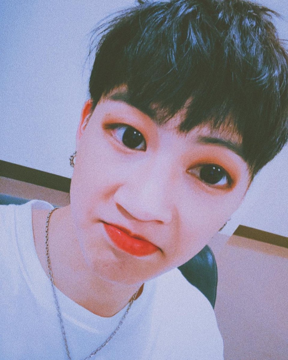 jaebeomtamutami's tweet image. ทำใมเรากลัวเเท็คนี้ 😂😂
อย่าเเกล้งน้อมม
#ถ้าแจบอมตาโต
#GOT7 @GOT7Official