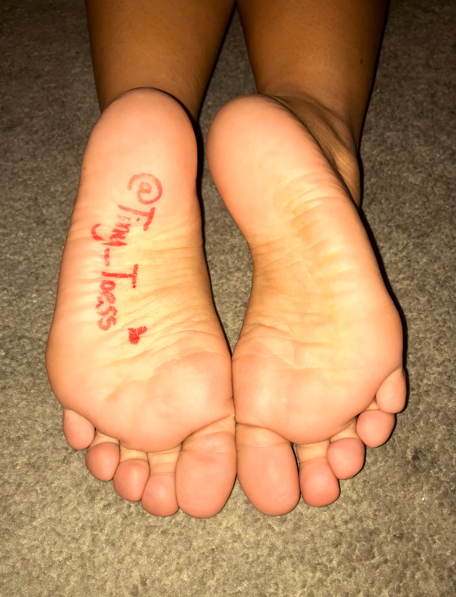 Show Me Your Sexy Feet - TinyToes (@tiny_toess) / X