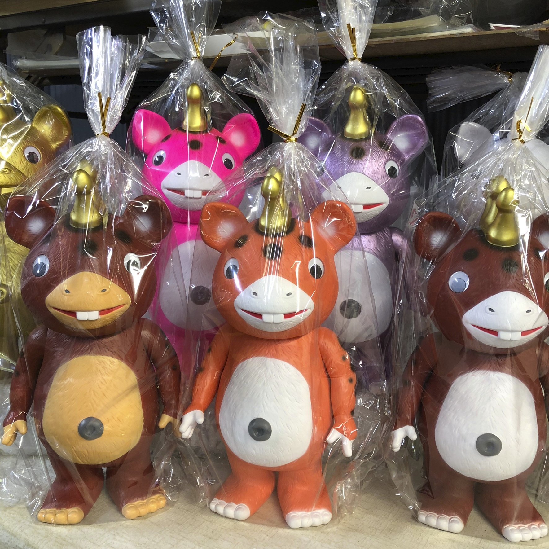 ジャイアント ブースカ イヌクマ ピンク イヌクマ【公式】（なつかしの