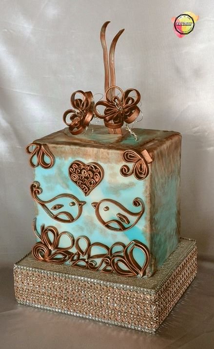 AllisBakery's tweet photo. A Cake in Copper with Patina Design & Quilled Fondant Art
#cake #fondant #cakedecorating #Anniversary #cakedecorator #food #cakeart #dessert #sugarcake #bakedgoods #baking #sweetness #photography #art #yeg #yegfood #yegcakes #edmonton #edmontonbakery #edmontonlocal #allisbakery https://t.co/qtR3QIVnVa