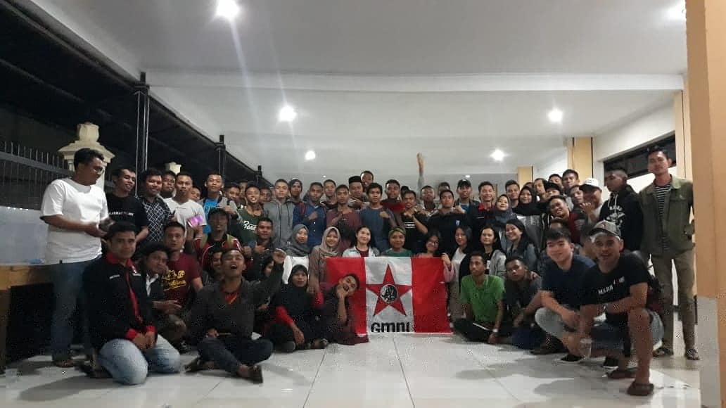 gmnistpmd's tweet photo. Pertemuan Dengan Calon Kader Komisariat GMNI STPMD "APMD" Yogyakarta.
--
--
Membahas Pentingnya Organisasi Bagi Mahasiswa serta pengenalan GMNI kepada calon kader baru.
--
--
Selamat Berdinamika Bung Dan Sarinah Semuanya.
--
--
Merdeka !!!
GMNI Jaya !!!
Marhaen Menang !!!
--
-- https://t.co/6392qcVvHZ