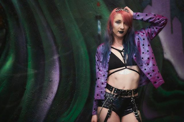 KungFuBreakfast's tweet photo. Ultra Babe @maker_babe making an appearance in this set with @f.earless._.h.earts at https://t.co/msaVGIPHcj .
.
.
#makerbabe #kungfubreakfast #beauty #muse #fashion #fashionista #fashionmodel #model #lamodel #laphotographer #portraitphotographer #fa… https://t.co/rXmzQtzePs https://t.co/hIgWa8xnaG