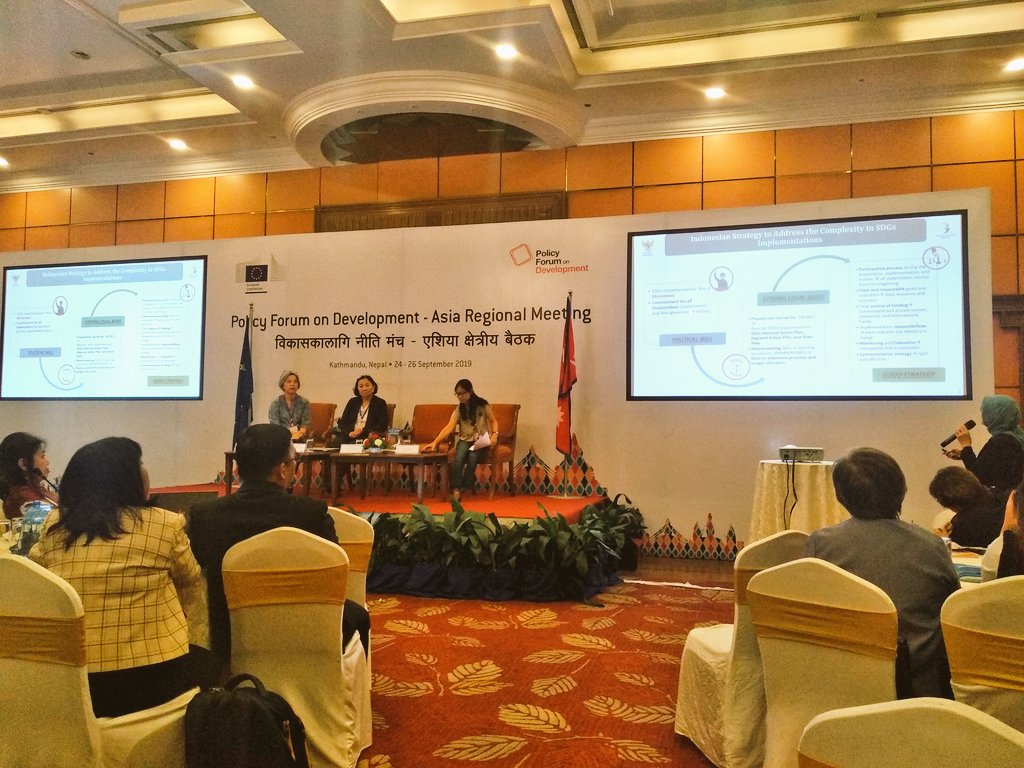 mohitpedia's tweet photo. Energetic start to day 2 at #PFDAsia in #Kathmandu: Ms. Savitri Singh, Policy Officer on the #Coops4Dev🌏 team at @ICAAPAC talks about multi stakeholder consultation to track regional progress on voluntary national reporting process; shares about success cases for coop movement https://t.co/WRi6YJYrl8