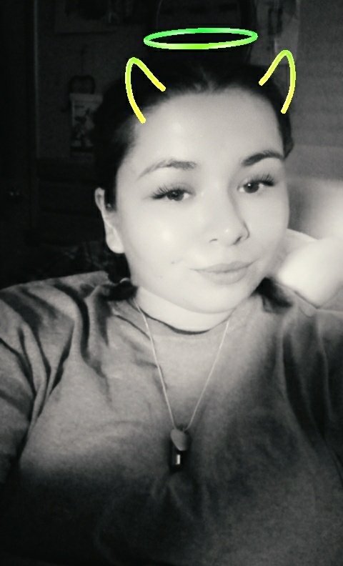 _morgiiee's tweet photo. Last #snapchatselfie i promise 😂🤔😌 https://t.co/FFH6LAjeo1