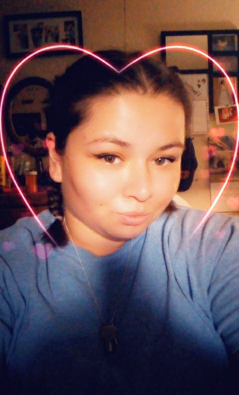 _morgiiee's tweet photo. Last #snapchatselfie i promise 😂🤔😌 https://t.co/FFH6LAjeo1
