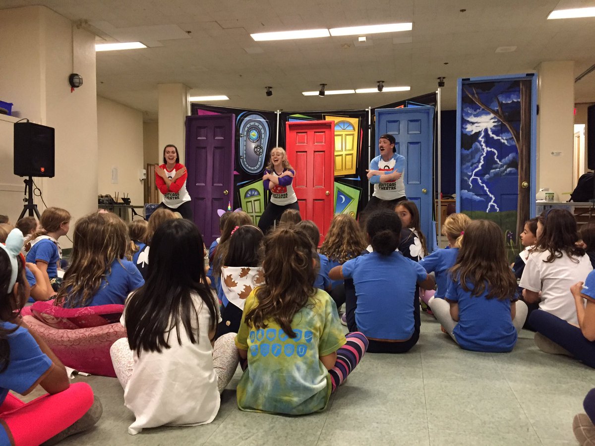 brownowl139's tweet photo. Thank you @suitcasetheatre for a wonderful performance of “Stronger Together: Opening Doors to Mental Health.” The performance was fun and informative...we learned as a team we can be stronger together! #Brownies #GirlGuidesOfCanada #SuitcaseTheatre #BeautifulNoodle #MyMightyMind https://t.co/qrgGKEIRFA