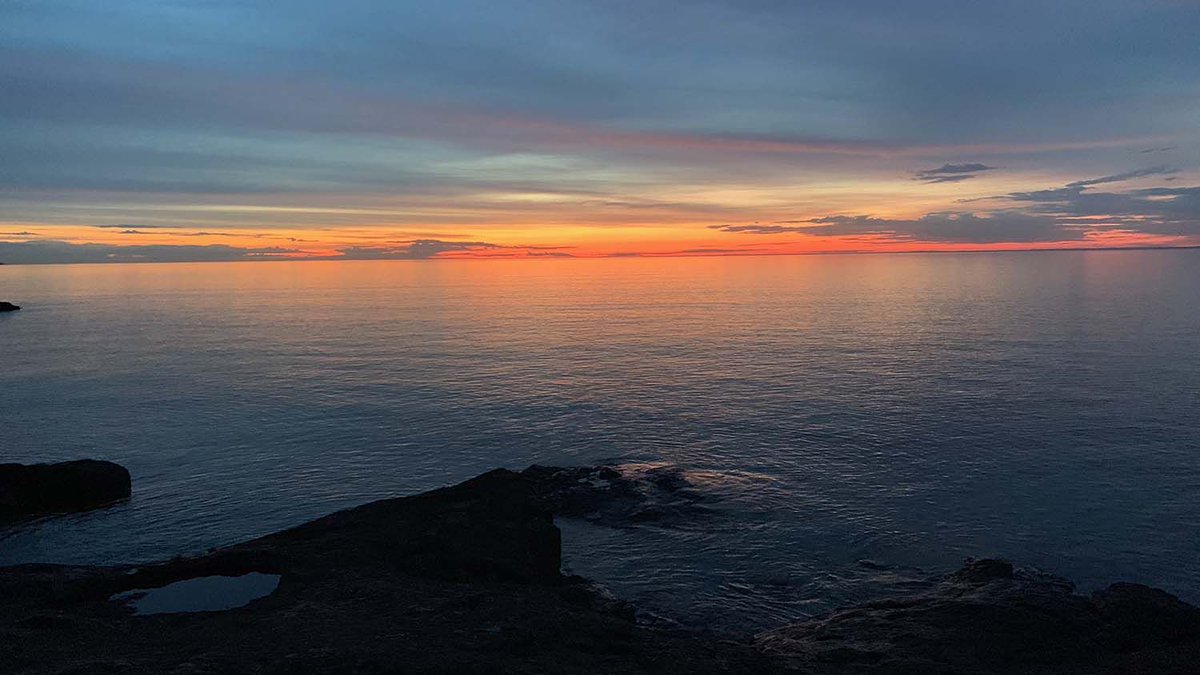 illumin8hearts's tweet image. Our Illuminating Hearts Shop is now open, enjoy a guided meditation by Astara recorded at Lake Superior's north shore. Let the waves renew you as you remember what you need most is already inside you. 
#illuminatinghearts #guidedmeditation #energy #heart
buff.ly/2mZNqpN