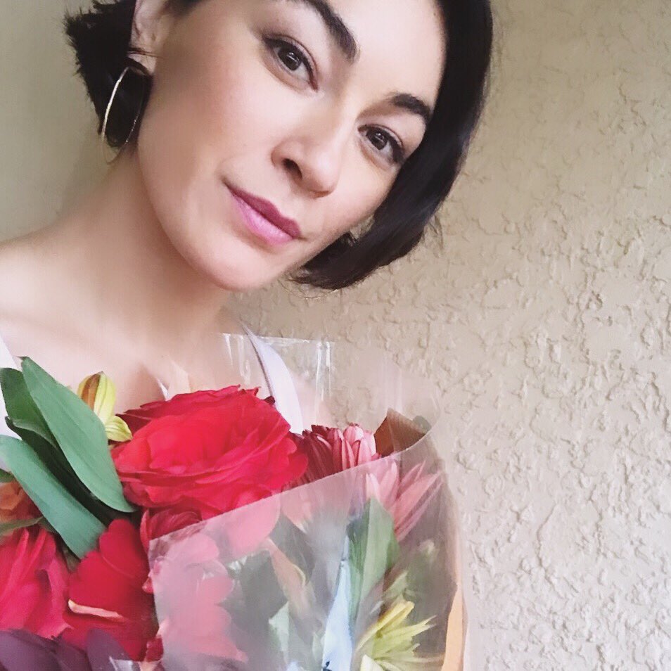 MyKristinaLao's tweet photo. I don’t need you to buy me flowers. I can do that for myself. #CelebratingSelf https://t.co/of0W77Pgcc