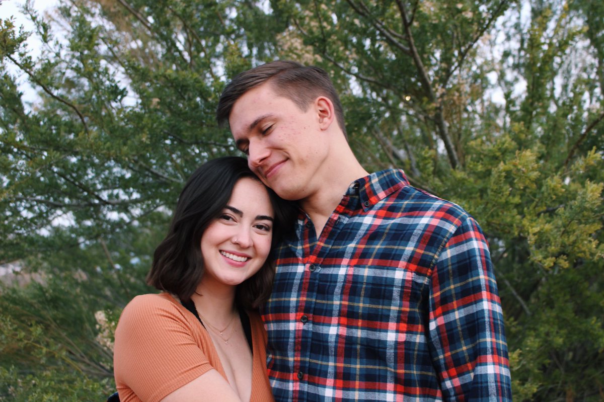 ErohRachel's tweet photo. I couldn’t fit all of my cheesiness into 140 characters 🧡 https://t.co/G1ckOsQmSr