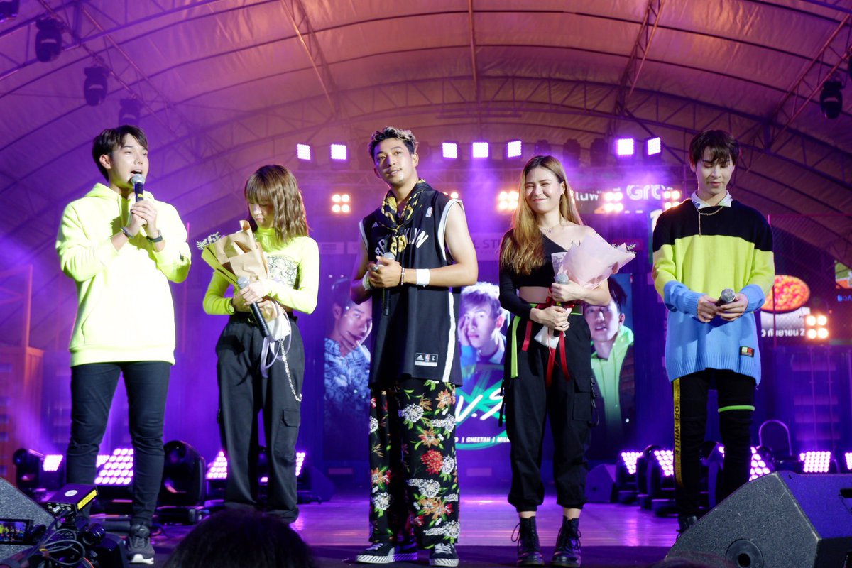 greattheflute's tweet photo. My STAR DUST🌎 #DUSTband @cheetah_ptpat @Ggoddd1 @Ggod_HB @Milky0496 @mildmdm 🎤 #bhbrickhouse #bhdust #dustband https://t.co/2KRbDXZrM8