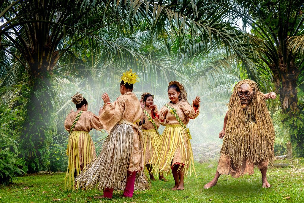 Motac On Twitter The Mah Meri Are One Of The Nineteen Orang Asli People Groups Of Peninsular Malaysia They Are Officially Classified Under Senoi Subgroup Https T Co Agpihda3jm