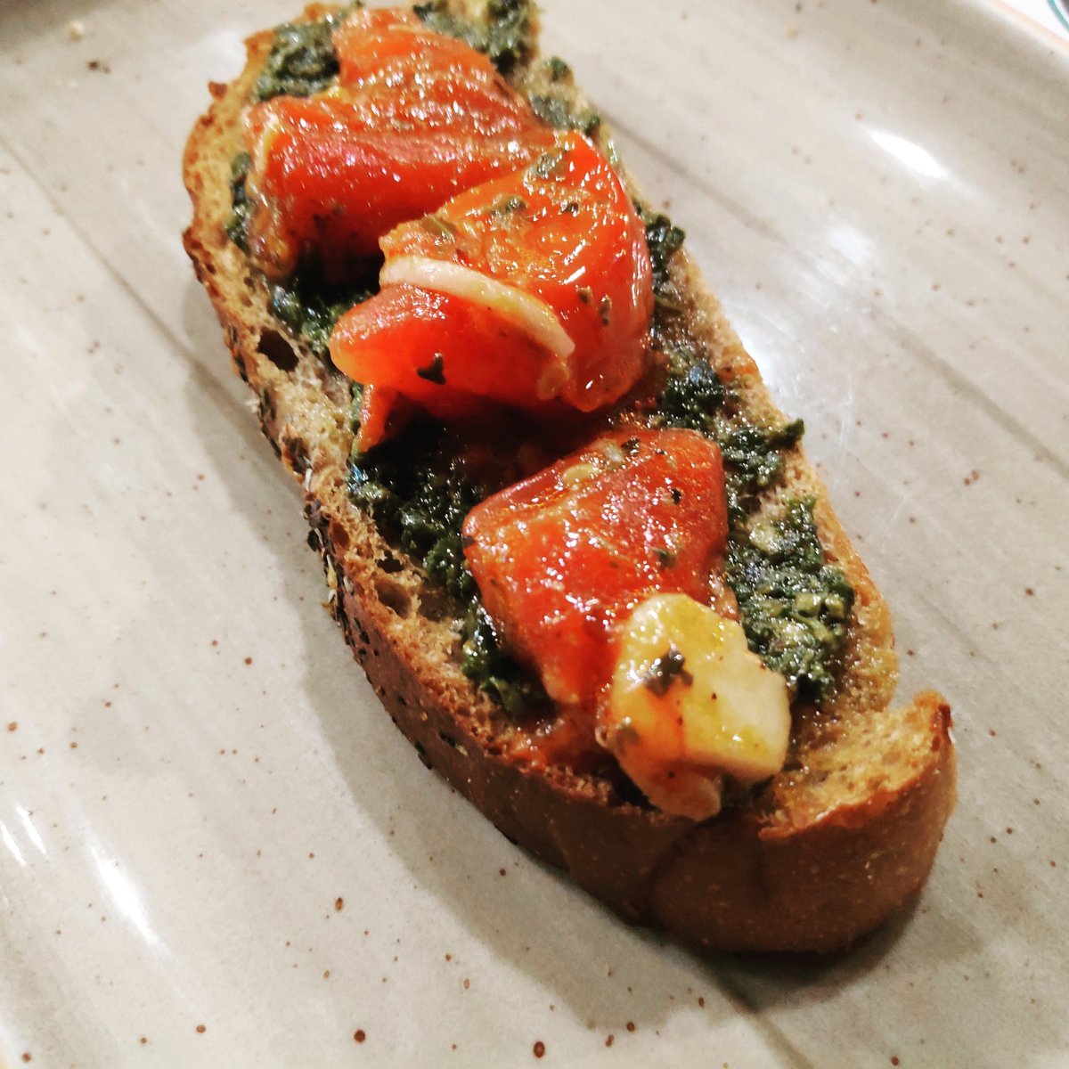 if90_fit's tweet photo. A rare #treat for me. A piece of #toasted #bread spread with #pesto and topped with #tomato #concasse. Not homemade, but #delicious it was! https://t.co/ruux7cBCy6