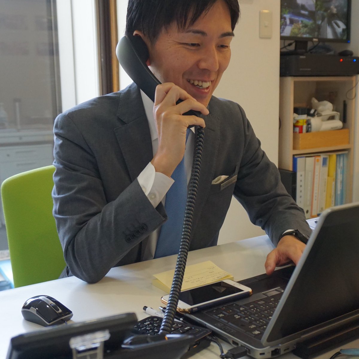 TSI_HR's tweet photo. *
【real staff voice  vol.4】
『仕事で大切にしていること』
「相手の都合・時間を考えること」
業務管理部は管理部門なので、他セクションからの依頼がきます。
返答を必要なタイミングでする事は、スタッフ、その先のお客様の不安を、信頼へと変えることができると考えています。
**
業務管理部 https://t.co/NXJlXZE72m