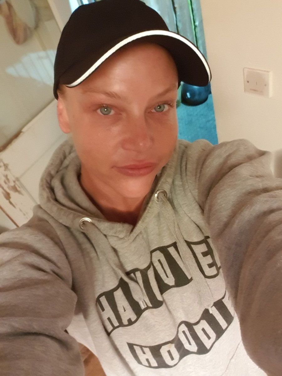 samcarmenbrown's tweet photo. 04.30 start to my working and training day.... no matter what life throws at you, no matter how many times you get knocked down, get up reset and show the motherfucking world what your made of.
#bodybuilding #bodybuilder #ifbb #ifbbpro https://t.co/nmIn9qysDN