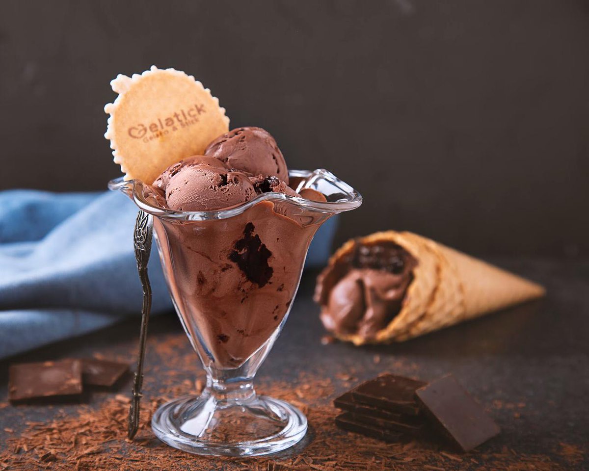 جيلاتو الدارك تشوكلت 😍

#جيلاتك #جيلاتو