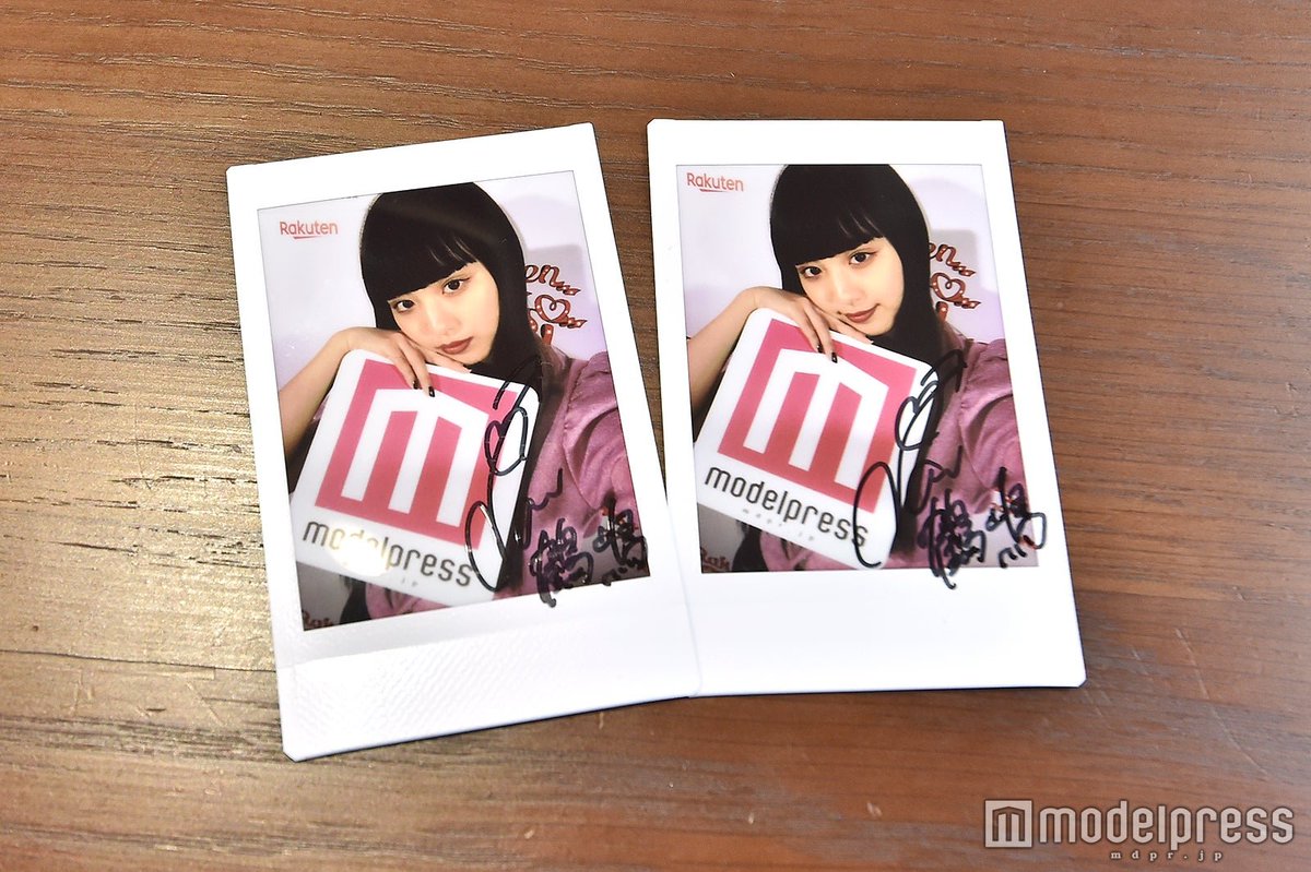 modelpress's tweet photo. 【プレゼント☘】

#鶴嶋乃愛（#のあにゃん）さん直筆サイン入りチェキを2名様に🎁

①モデルプレスをフォロー＆このツイートをRT
②このツイートにリプ
で応募完了✌

10/9 20時〆切！当選通知はDMにて💌

インタビューはこちら🔻 
https://t.co/iLRi8VPtyX

#ガルアワ @felonyrose__n @GirlsAward https://t.co/OVuFMz5Vqp