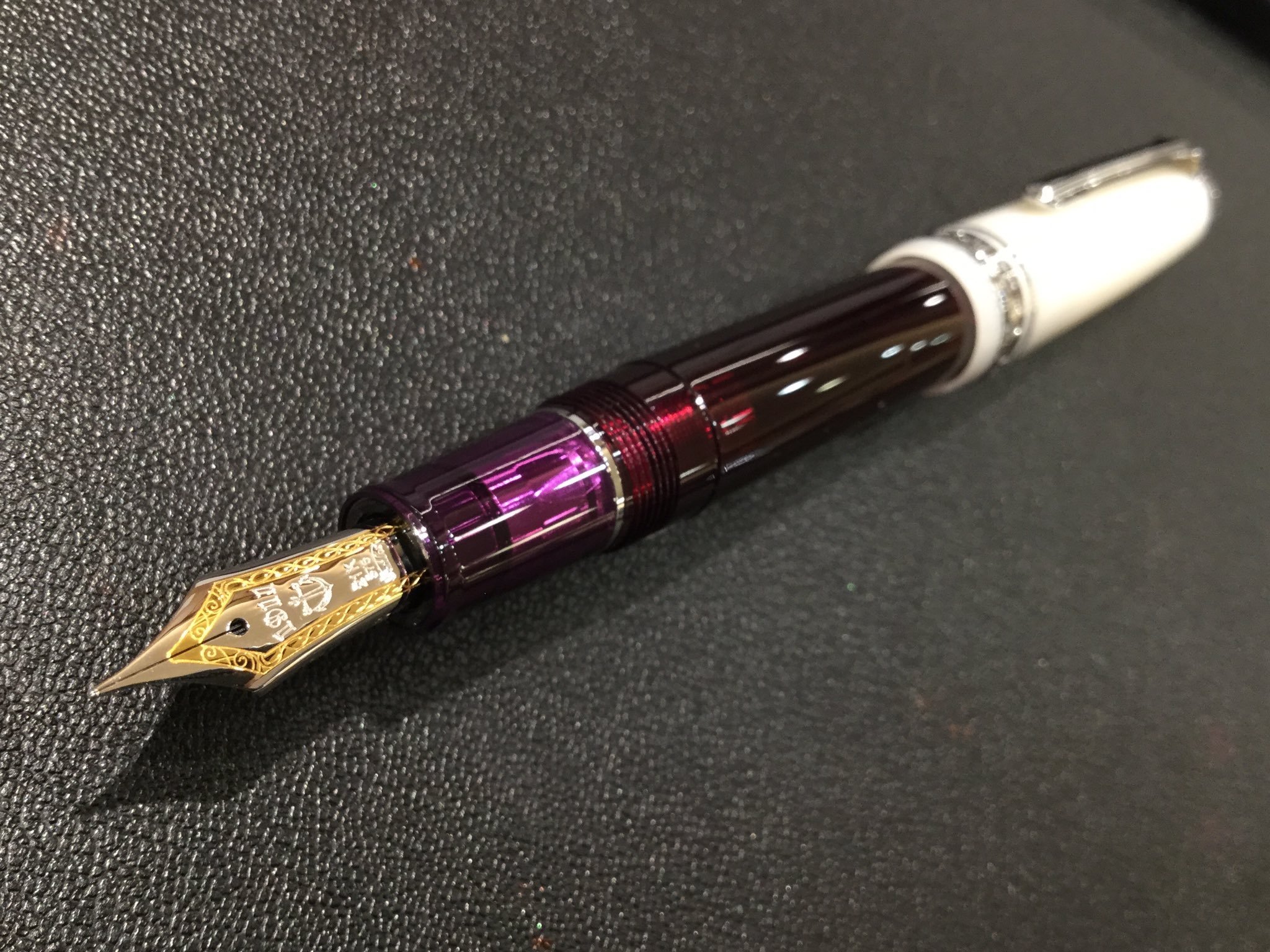 【Sailor 万年筆】カクテルシリーズ 「エンジェルズデライト」F 未使用 Sailor 万年筆】カクテルシリーズ 「エンジェルズデライト」F 未使用